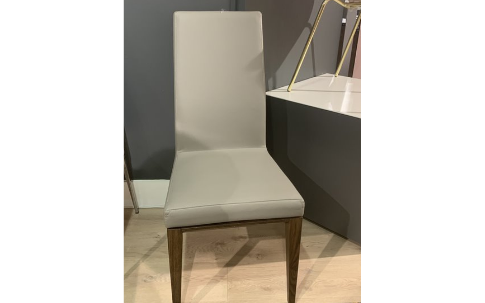 Calligaris Bess Dining Chair
Leather Taupe
 Was £405 Now £249